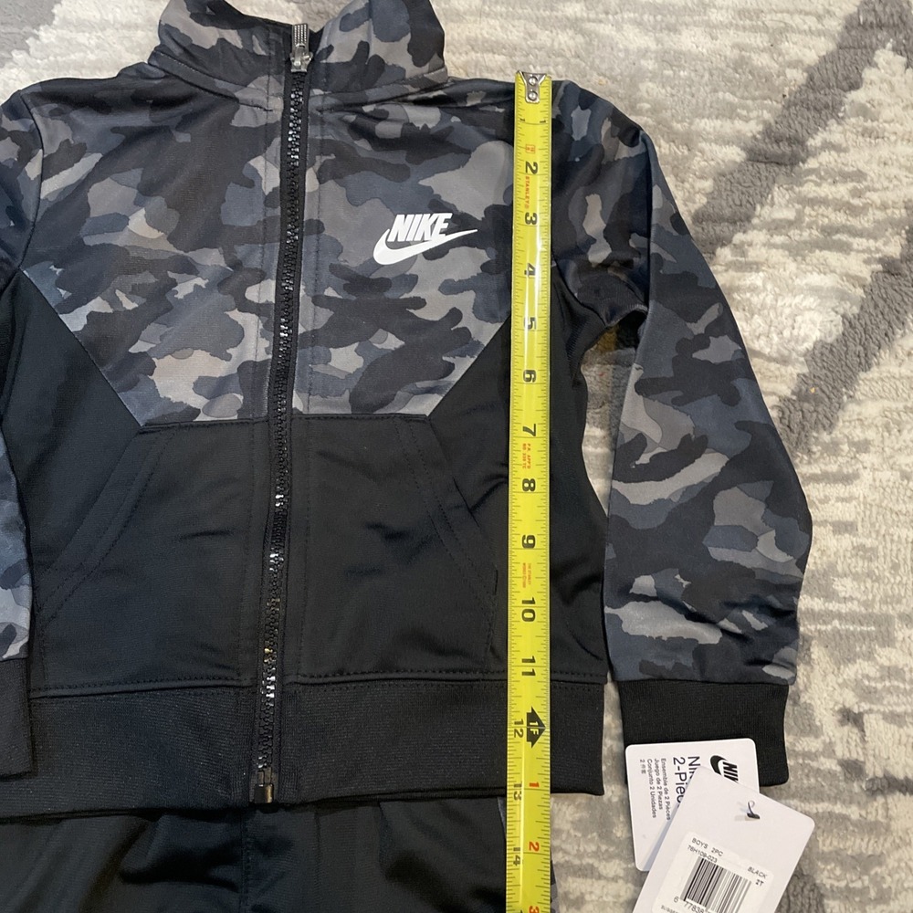 Nike Polyester Black & Camo 2T Kid Outfit Pants & Jacket New Condition - Picture 5 of 6